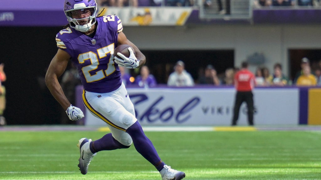 Vikings return RB Jordan Mason from injured reserve after broken thumb kept him out last 4 games — WCCO / CBS Minnesota, Eagan Sports news