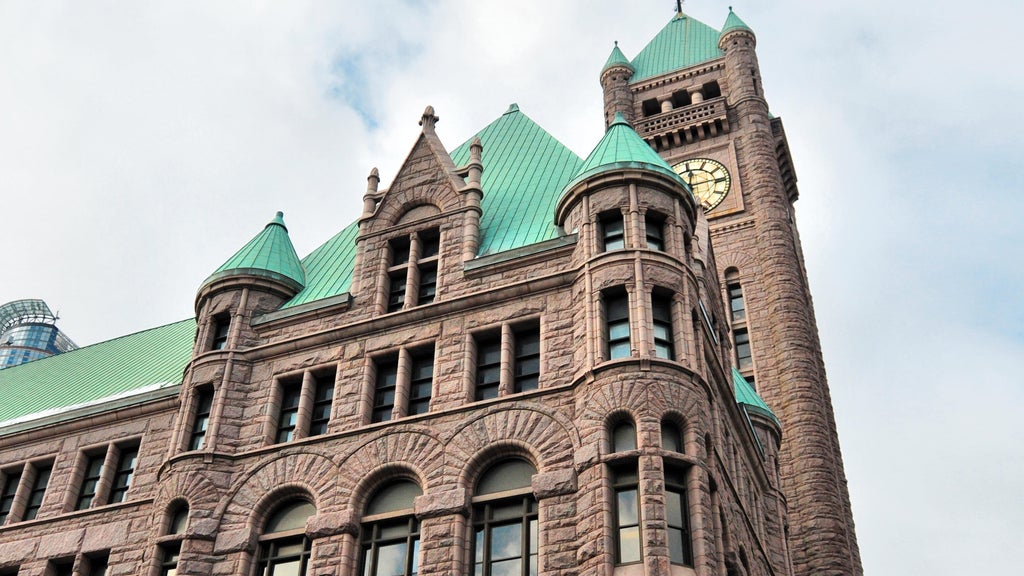 Minneapolis council votes 9-4 to eliminate safety office; Mayor Frey meeting with council members — Eagan Government news