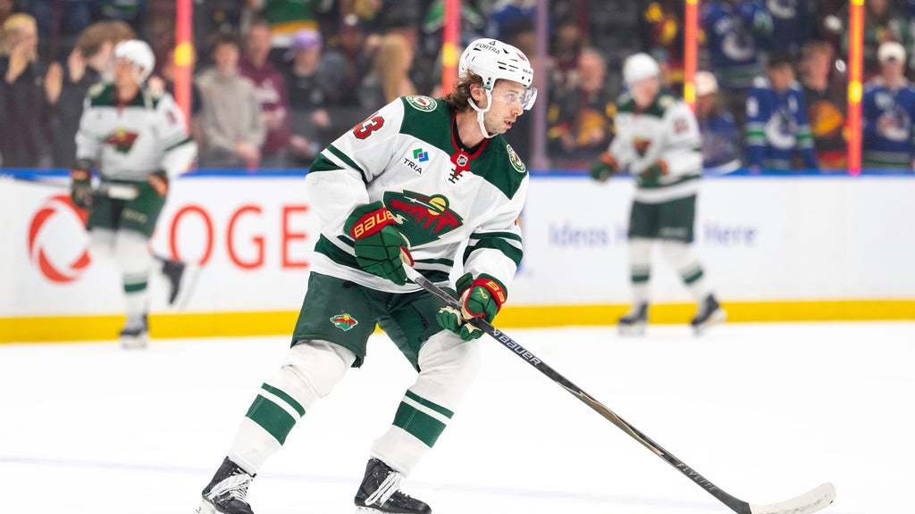 Quinn Hughes has goal, assist in his Vancouver return in Wild's 4-2 victory — WCCO / CBS Minnesota, Eagan Sports news