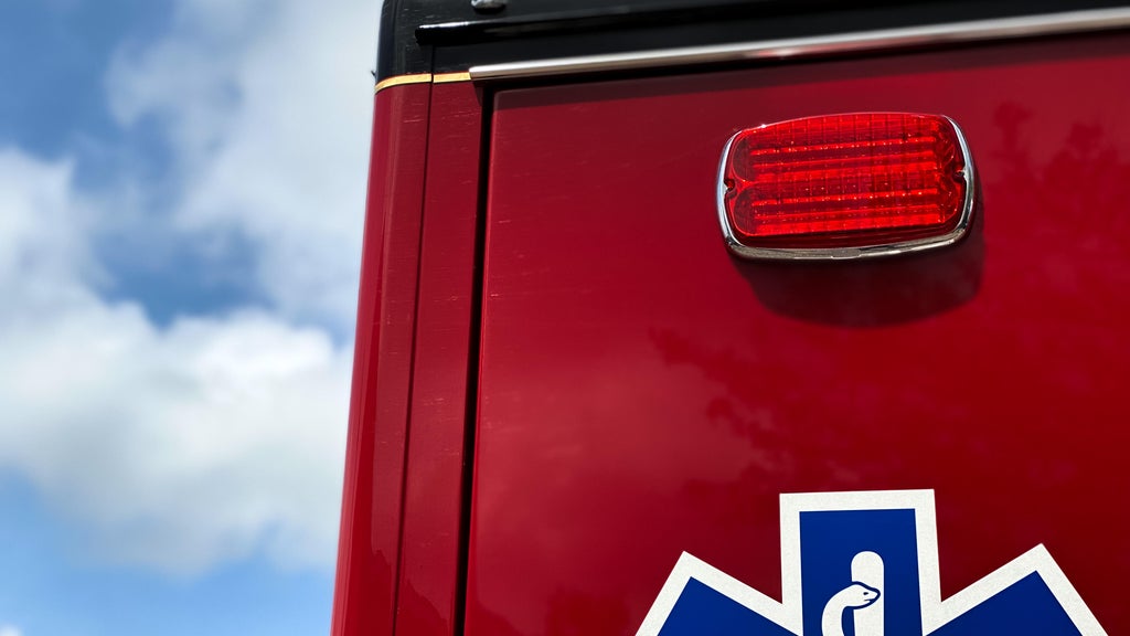 Man, 42, fatally struck by combine in southern Minnesota — WCCO / CBS Minnesota, Eagan Health news