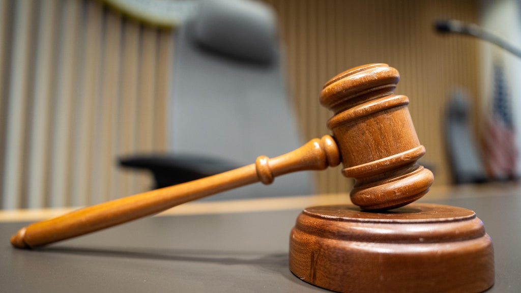 Bloomington man who sexually assaulted 16-year-old girl sentenced to 4 years in prison — WCCO / CBS Minnesota, Eagan Health news