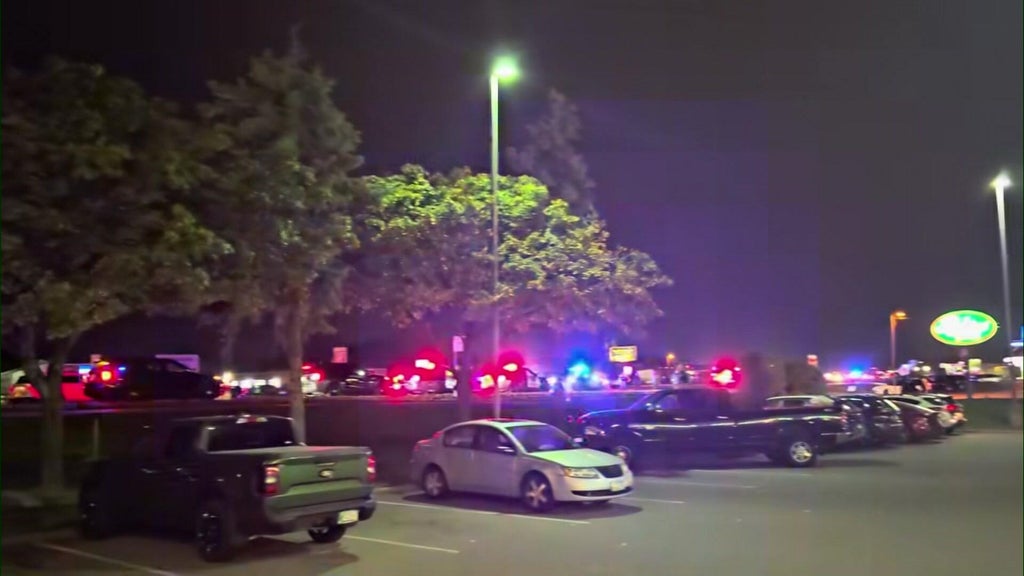 Police respond to Osseo High School after several fights break out at end of football game — WCCO / CBS Minnesota, Eagan Schools news