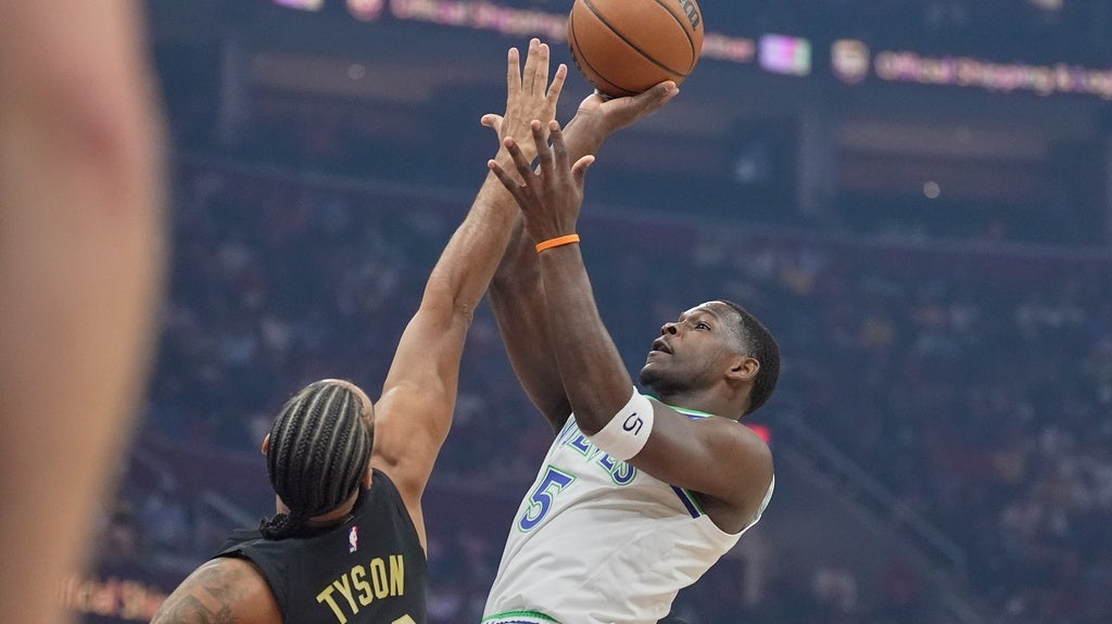 Timberwolves star Anthony Edwards officially undergoes successful surgery — Eagan Health news