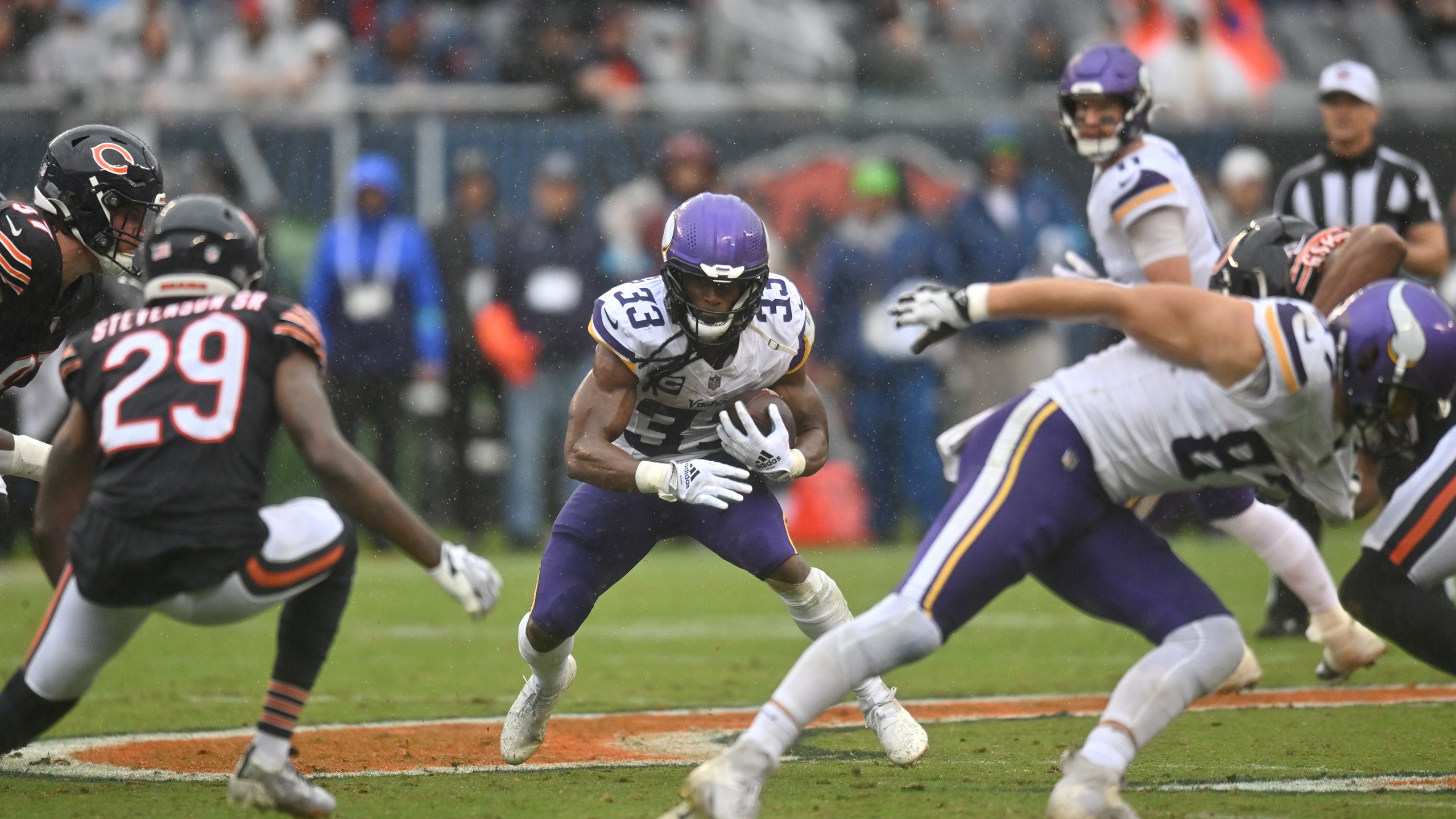 Surprise: Vikings RB Reveals Knee Injury He’s Playing Through — Minnesota Sports Fan, Eagan Sports news