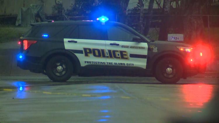 Driver arrested on DWI charge after running red light and crashing into car, police say — KENS 5 (San Antonio), Eagan Health news