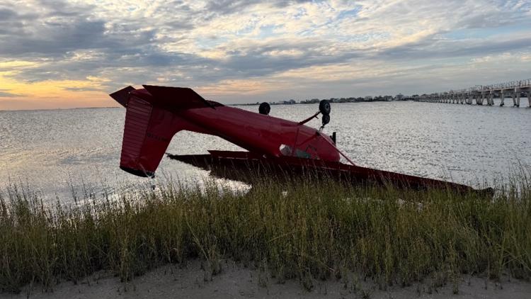 Pilot walks away uninjured after small plane runs off runway in Galveston, police say — KHOU 11 (Houston), Eagan Community news