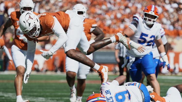 Good fortune continues to flip for No. 7 Texas after upset loss to Florida — KENS 5 (San Antonio), Eagan Sports news